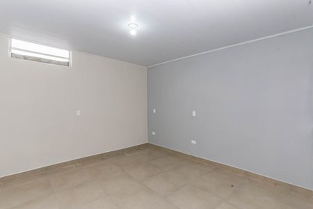 Quarto de casa para alugar com 1 quarto, 35m² em Jardim Seckler, São Paulo