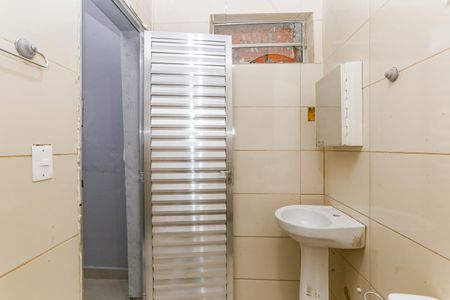 Casa para alugar com 35m², 1 quarto e sem vagaBanheiro