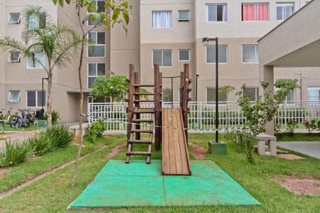 Apartamento à venda com 41m², 2 quartos e sem vagaÁrea comum - Playground
