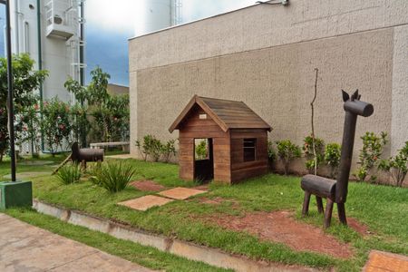 Apartamento à venda com 41m², 2 quartos e sem vagaÁrea comum - Playground