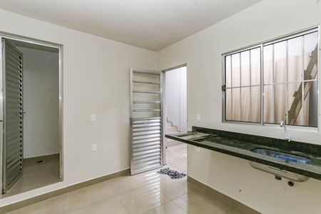 Cozinha de casa para alugar com 1 quarto, 30m² em Jardim Seckler, São Paulo