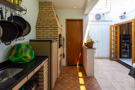 Casa à venda com 160m², 4 quartos e 2 vagas Casa à venda com 160m², 4 quartos e 2 vagasÁrea Gourmet