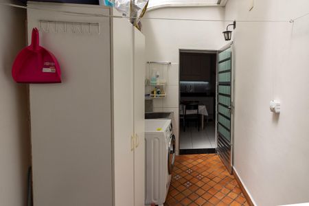 Casa à venda com 160m², 4 quartos e 2 vagas Casa à venda com 160m², 4 quartos e 2 vagasÁrea de Serviço