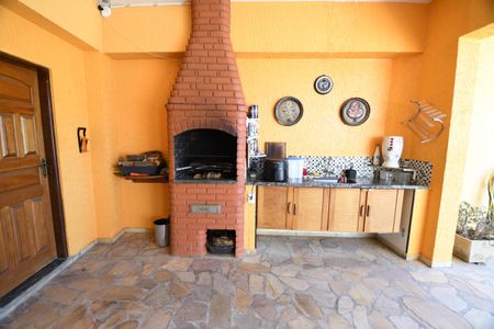 Casa de condomínio para alugar com 476m², 4 quartos e 2 vagasChurrasqueira