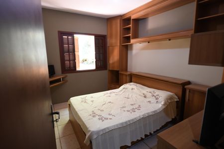 Casa de condomínio para alugar com 476m², 4 quartos e 2 vagasQuarto 2 - Suíte