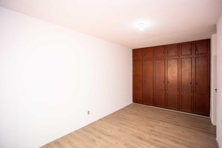 Casa para alugar com 199m², 3 quartos e 4 vagasQuarto 1