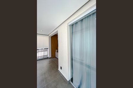 Studio para alugar com 50m², 1 quarto e 1 vaga Studio para alugar com 50m², 1 quarto e 1 vagaVaranda Studio