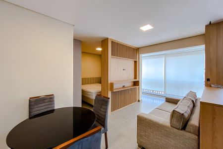 Studio  de kitnet/studio para alugar com 1 quarto, 50m² em Vila Regente Feijó, São Paulo