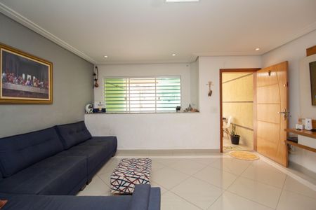 Sala de casa à venda com 3 quartos, 150m² em Vila Pereira Cerca, São Paulo