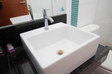 Casa à venda com 150m², 3 quartos e 4 vagasBanheiro da Suíte 1