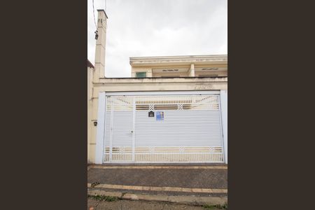 Casa à venda com 150m², 3 quartos e 4 vagasFachada