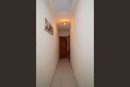 Casa à venda com 150m², 3 quartos e 4 vagasCorredor