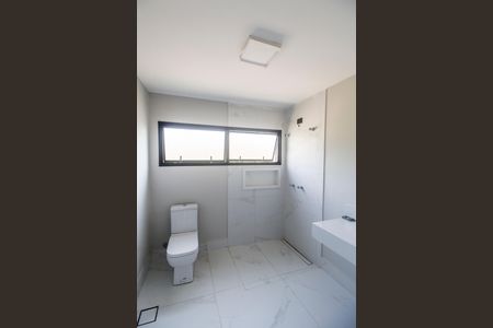 Casa de condomínio à venda com 400m², 4 quartos e 6 vagas Casa de condomínio à venda com 400m², 4 quartos e 6 vagasBanheiro