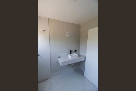 Casa de condomínio à venda com 400m², 4 quartos e 6 vagas Casa de condomínio à venda com 400m², 4 quartos e 6 vagasBanheiro