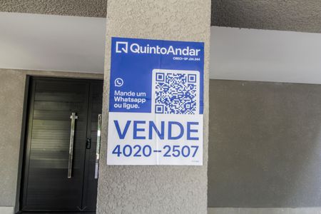 Casa de condomínio à venda com 400m², 4 quartos e 6 vagas Casa de condomínio à venda com 400m², 4 quartos e 6 vagasVista da Rua