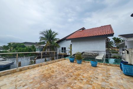 Casa de condomínio para alugar com 480m², 4 quartos e 6 vagasÁrea Externa