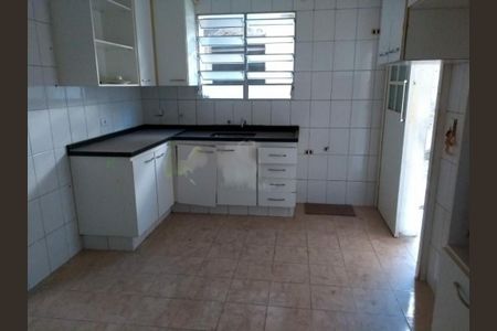 Casa à venda com 3 quartos, 180m² em Chácara Santo Antônio (Zona Sul), São Paulo