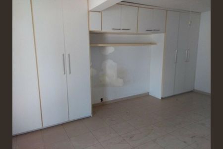 Casa à venda com 3 quartos, 180m² em Chácara Santo Antônio (Zona Sul), São Paulo