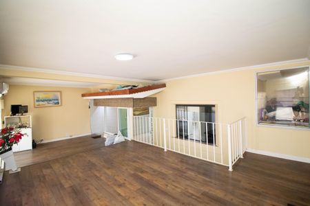 Casa à venda com 539m², 4 quartos e 4 vagas Casa à venda com 539m², 4 quartos e 4 vagasSala 2