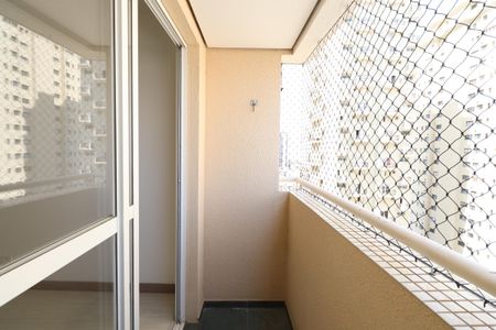 Sacada de apartamento à venda com 1 quarto, 38m² em Vila Gomes Cardim, São Paulo