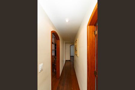 Apartamento à venda com 160m², 4 quartos e 3 vagasCorredor