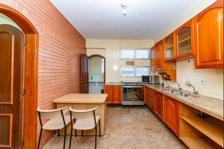Apartamento à venda com 160m², 4 quartos e 3 vagasCozinha