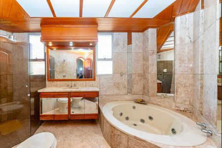 Apartamento à venda com 160m², 4 quartos e 3 vagasBanheiro Social