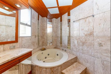 Apartamento à venda com 160m², 4 quartos e 3 vagasBanheiro Social