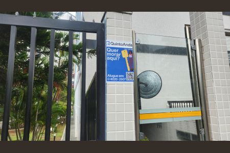 Apartamento para alugar com 93m², 2 quartos e 1 vagaPlaca instalada