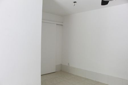 Apartamento para alugar com 60m², 2 quartos e 1 vagaSala