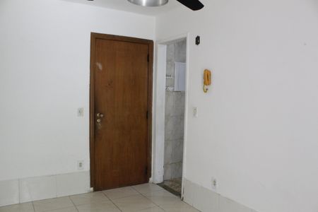 Sala de apartamento para alugar com 2 quartos, 60m² em Jacarepaguá, Rio de Janeiro