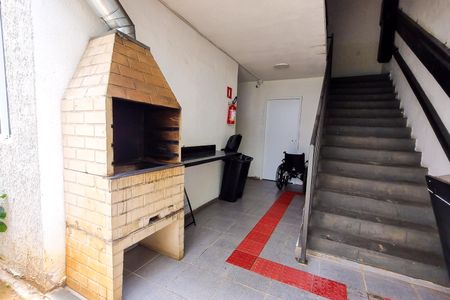 Apartamento para alugar com 40m², 2 quartos e sem vagaÁrea comum - Churrasqueira