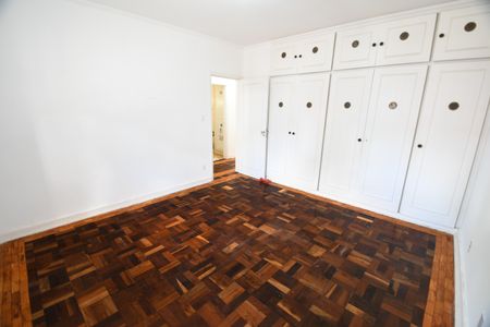 Apartamento à venda com 120m², 3 quartos e 2 vagasQuarto 2