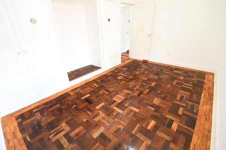 Apartamento à venda com 120m², 3 quartos e 2 vagasQuarto 3