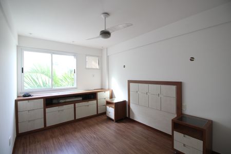 Apartamento à venda com 94m², 3 quartos e 2 vagasQuarto 3