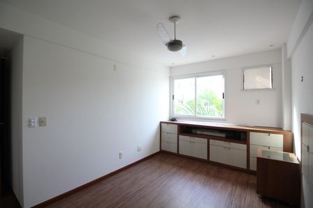 Apartamento à venda com 94m², 3 quartos e 2 vagasQuarto 3