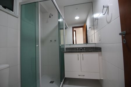 Apartamento à venda com 94m², 3 quartos e 2 vagasBanheiro Social