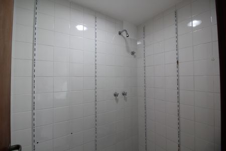 Apartamento à venda com 94m², 3 quartos e 2 vagasBanheiro de Serviço