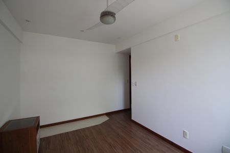 Apartamento à venda com 94m², 3 quartos e 2 vagasQuarto 3