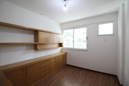 Apartamento à venda com 94m², 3 quartos e 2 vagasQuarto 1