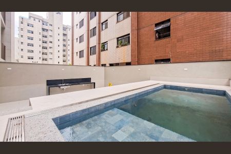 Apartamento à venda com 195m², 3 quartos e 3 vagasPiscina