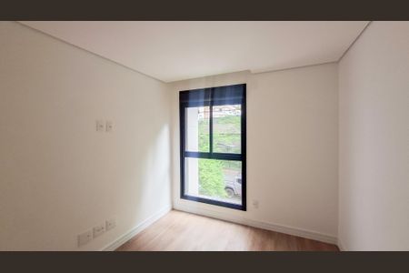 Apartamento à venda com 195m², 3 quartos e 3 vagasQuarto 2