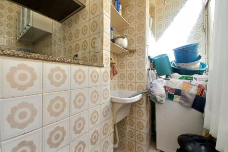 Apartamento à venda com 65m², 2 quartos e 1 vagaÁrea de Serviço