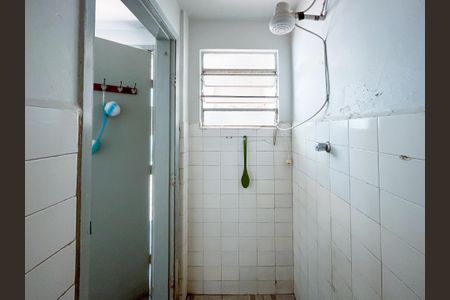 Casa à venda com 300m², 3 quartos e 2 vagasBanheiro de serviço