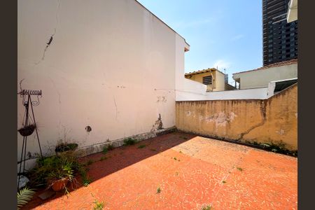 Casa à venda com 300m², 3 quartos e 2 vagasQuintal