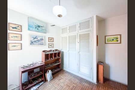 Casa à venda com 300m², 3 quartos e 2 vagasQuarto 2