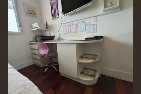 Apartamento à venda com 97m², 3 quartos e 2 vagasQuarto 3