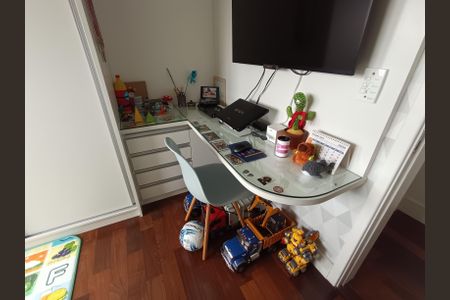 Apartamento à venda com 97m², 3 quartos e 2 vagasQuarto 2