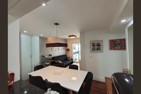 Apartamento à venda com 97m², 3 quartos e 2 vagasCozinha