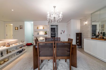 Apartamento à venda com 134m², 3 quartos e 2 vagasSala de Jantar